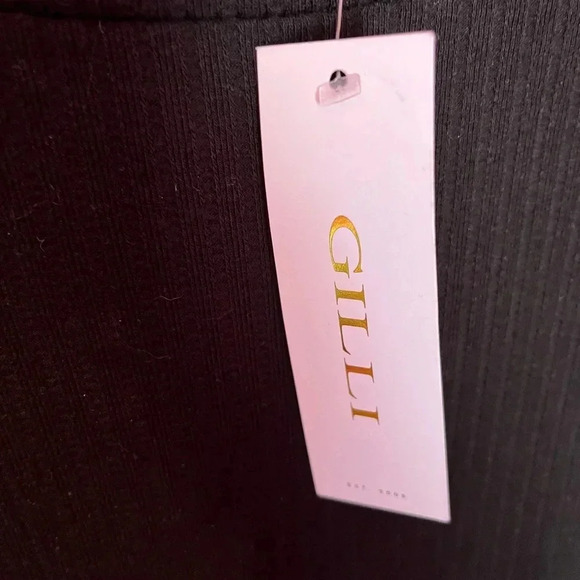 Sliced sleeve top - Picture 3 of 4